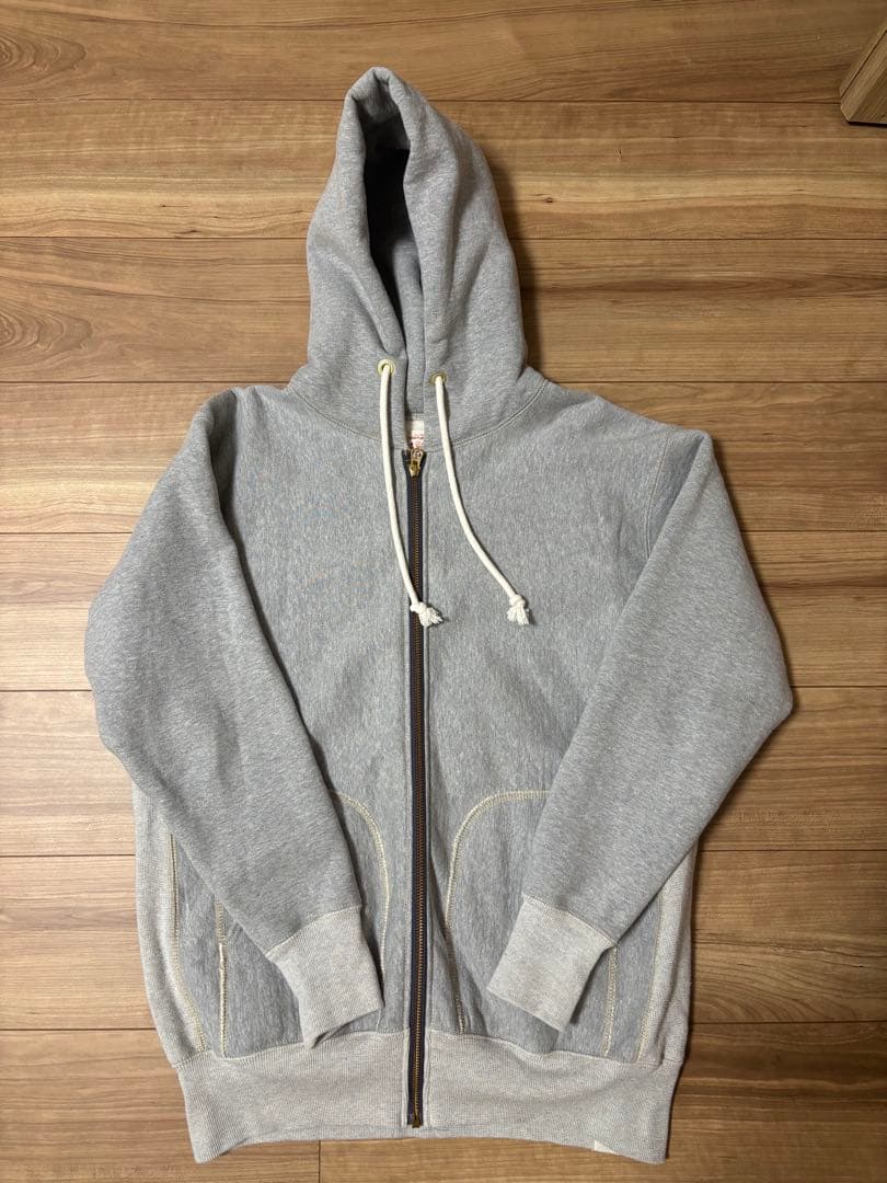 ボンクラ　パーカー　ジップアップ