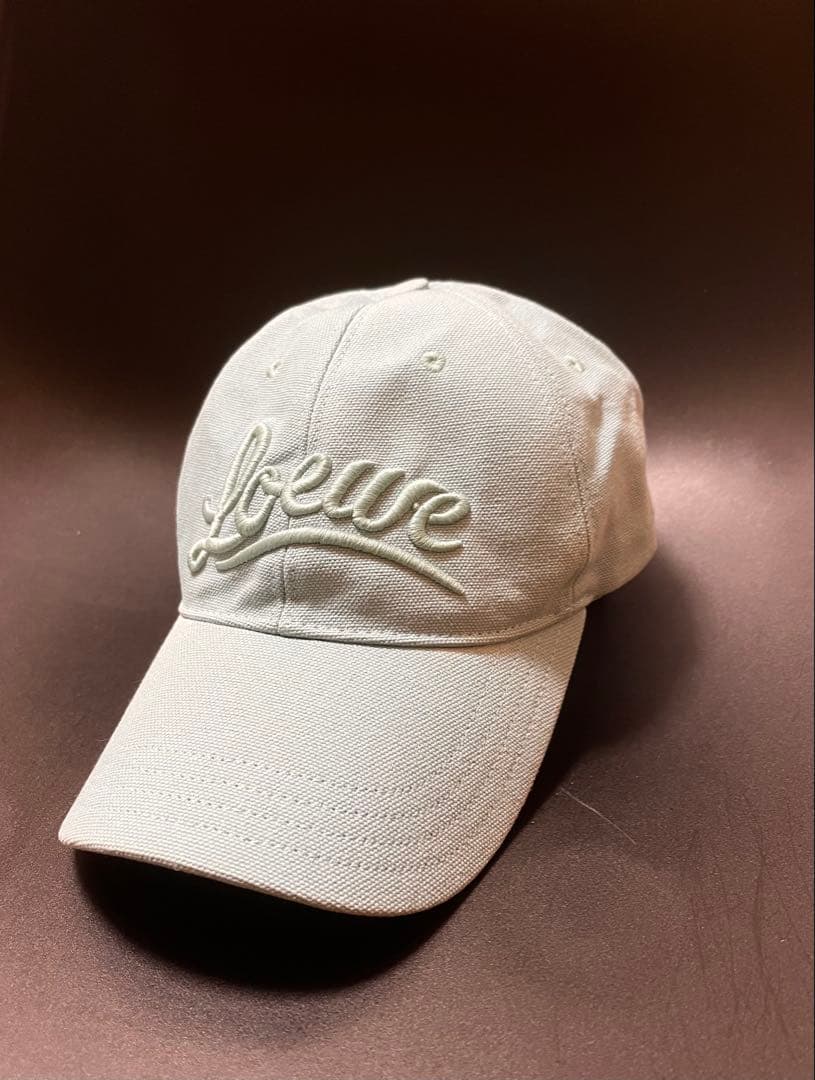 LOEWE アナグラム刺繍キャンバスキャップ Sage Green 57
