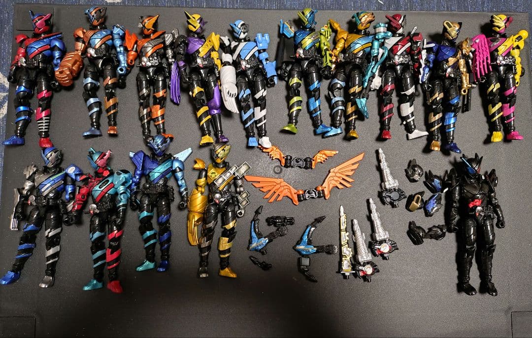 仮面ライダービルド　創動　装動　ジャンク品