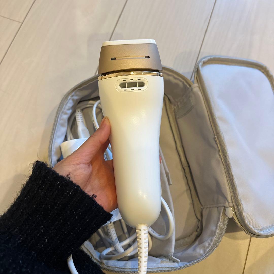 BRAUN Silk-expert Pro 5 脱毛器 収納ケース付き - メルカリ