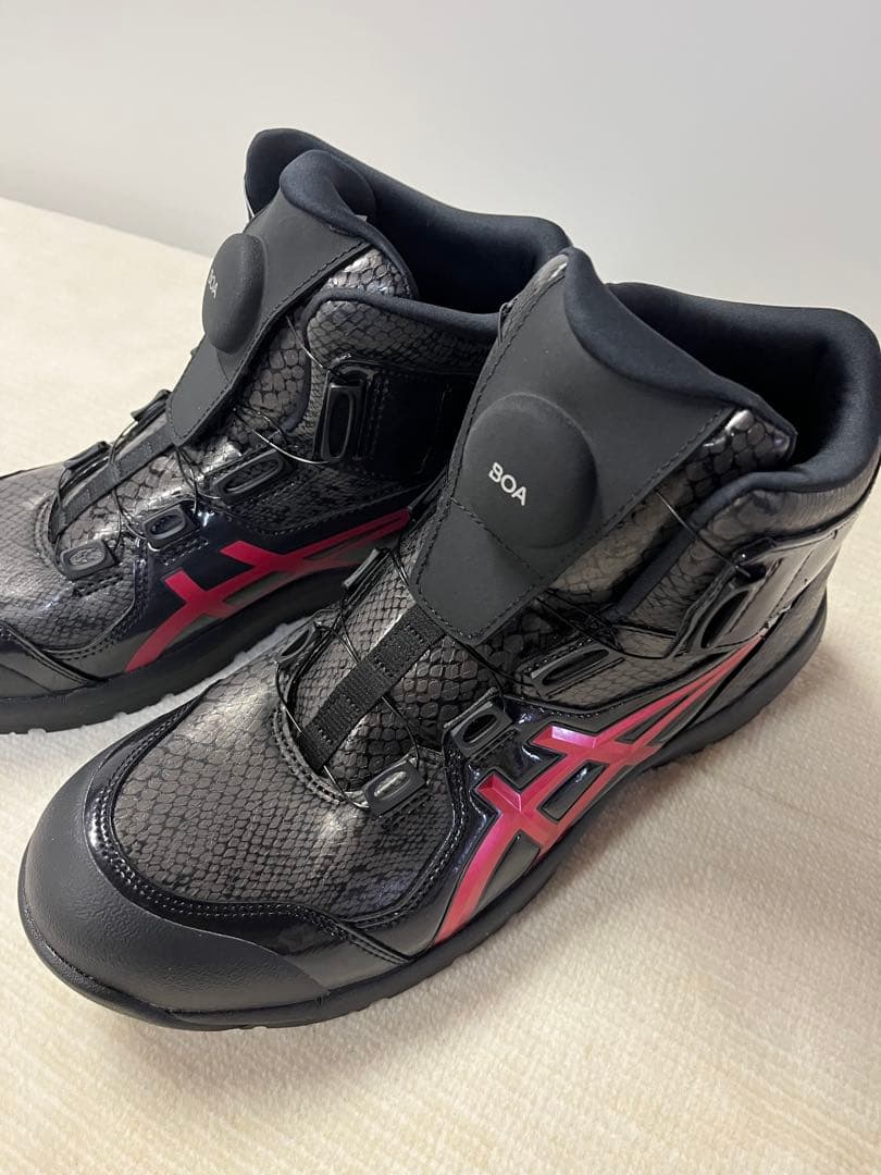 アシックス　限定色　安全靴 ウィンジョブ CP304 ブラックエディション　26 ウィンジョブ アシックス 限定 asics 作業靴 安全靴 CP304 BOA