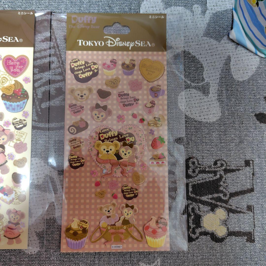 最終値下げ中! 難あり! ダッフィー＆シェリーメイシールセット - メルカリ
