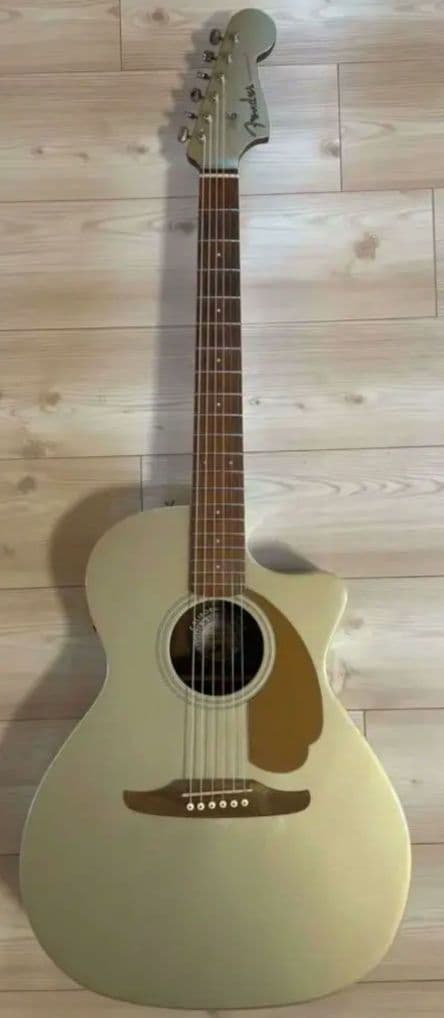 Fenderエレアコ　シャンパンゴールド