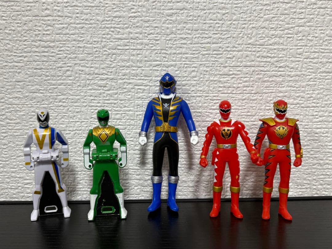 戦隊ヒーローソフビ まとめ売り 20体セット 廃盤 - メルカリ