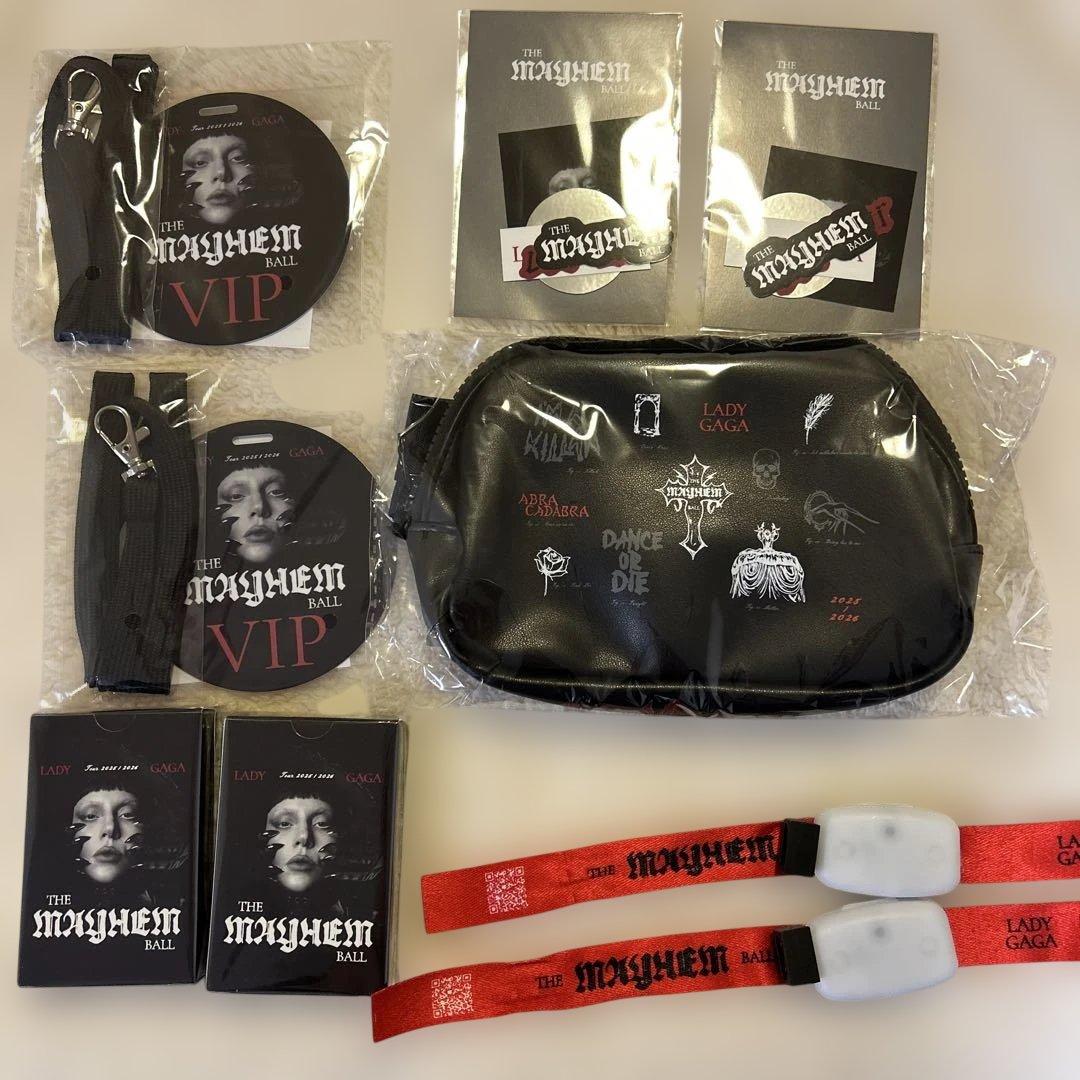 Lady Gaga THE MAYHEM BALL VIPグッズ - メルカリ