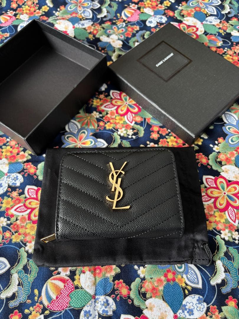 男女兼用 ブラック YSL レザー 二つ折り財布 極美品