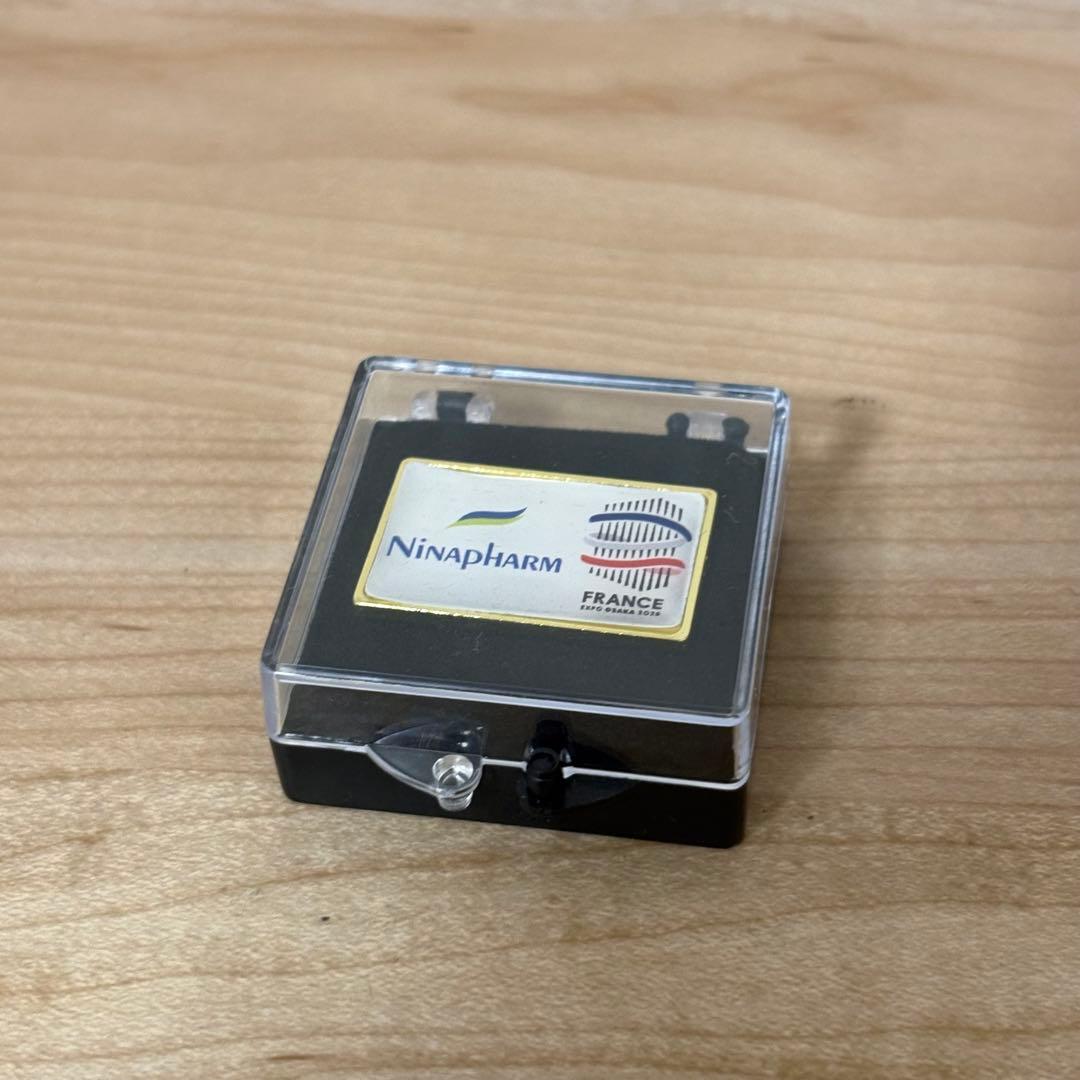 ニナファーム　大阪万博　ピンバッジ　フランス館