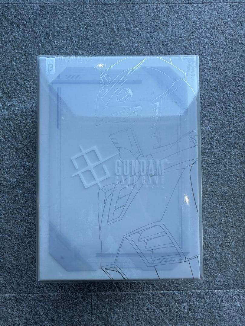 新品未開封品　ガンダムカードゲーム リミテッドBOX Ver.β β版限定カードパックやレジェンドレアカードなどがセットに