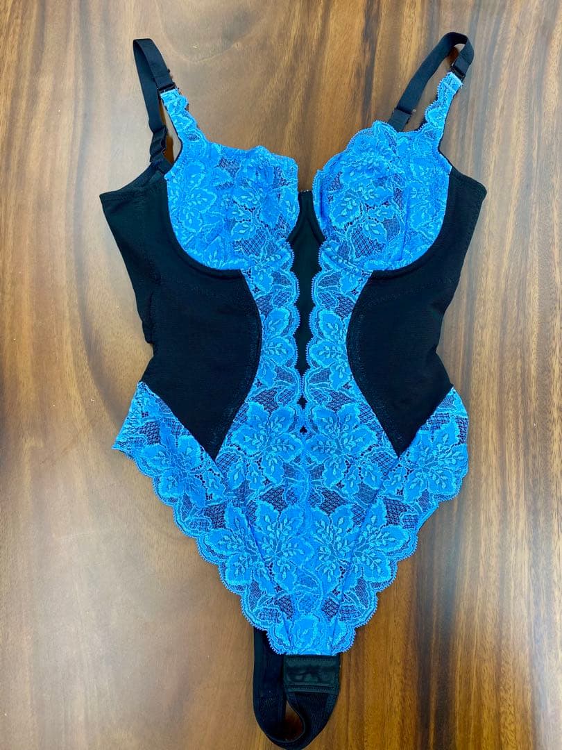 LALA Grant Fairy Tバックボディスーツ80D開封未使用