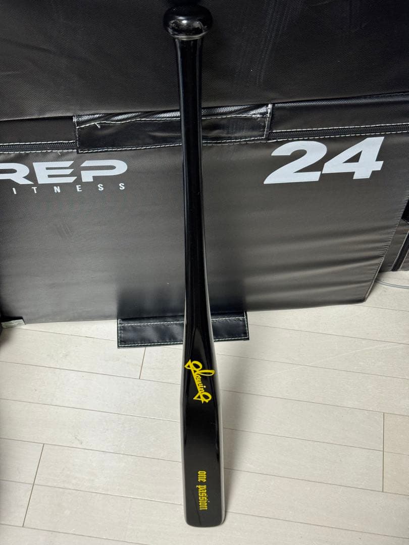 glowing フラットバット　84cm