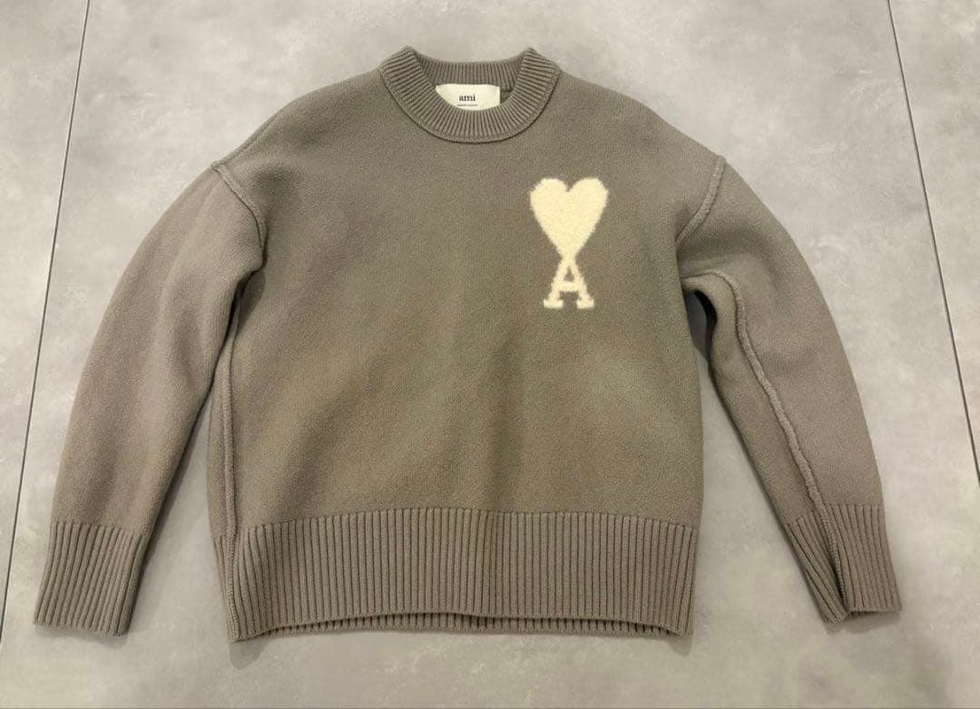 AMI PARIS ウールニット　Sサイズ