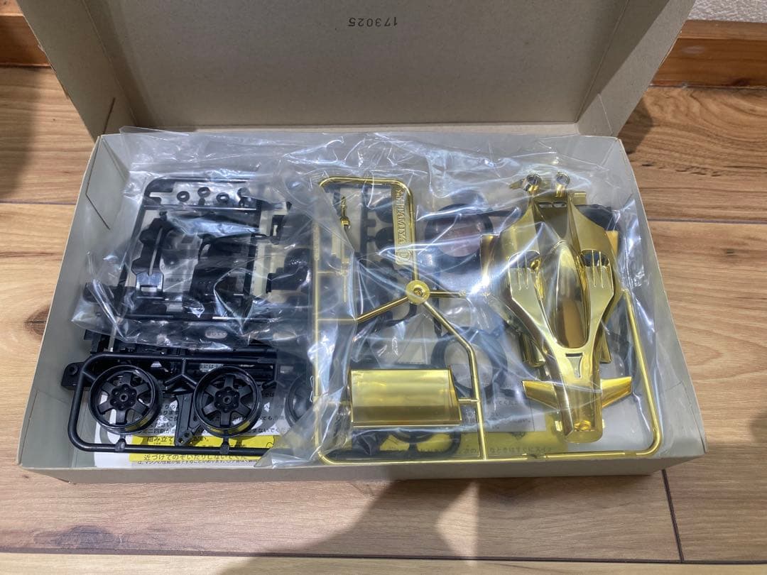 ミニ四駆 スーパーアバンテ レジェンドスタイル ゴールドメッキ - メルカリ