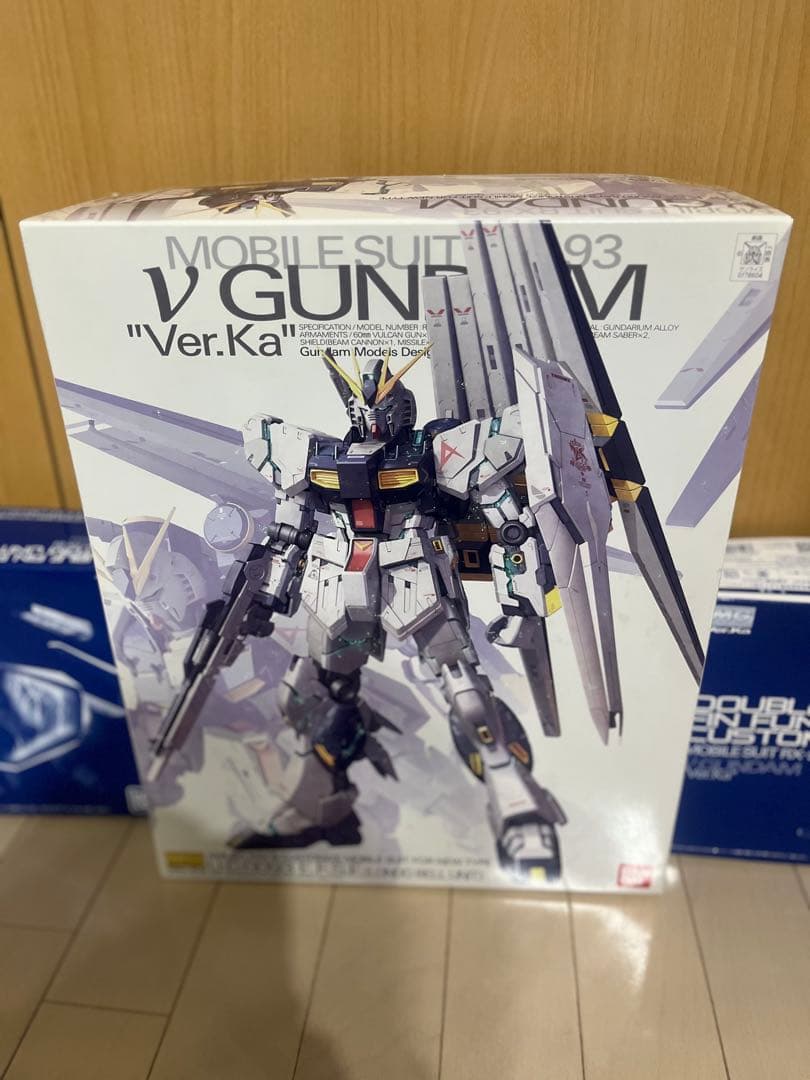 MG 1/100 νガンダム ＋ ダブルフィンファンネル 拡張セット2個　未組立 HWS拡張セット&ダブル・フィン・ファンネル拡張セットを組み込み