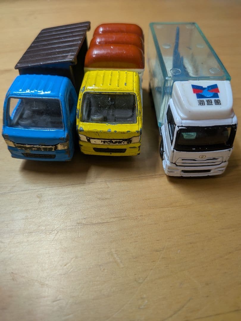 トミカ3台まとめ売り - メルカリ