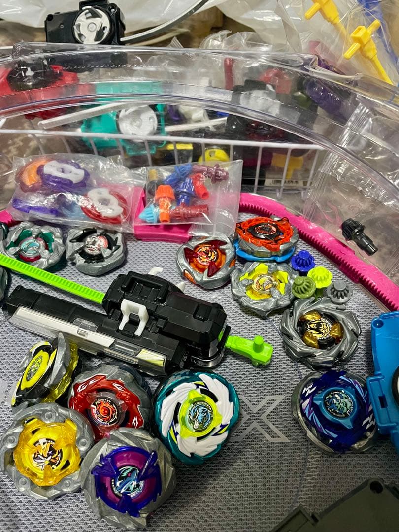 ベイブレードX 引退品 まとめ売り シャークエッジ ウィザードロッド ブラストW