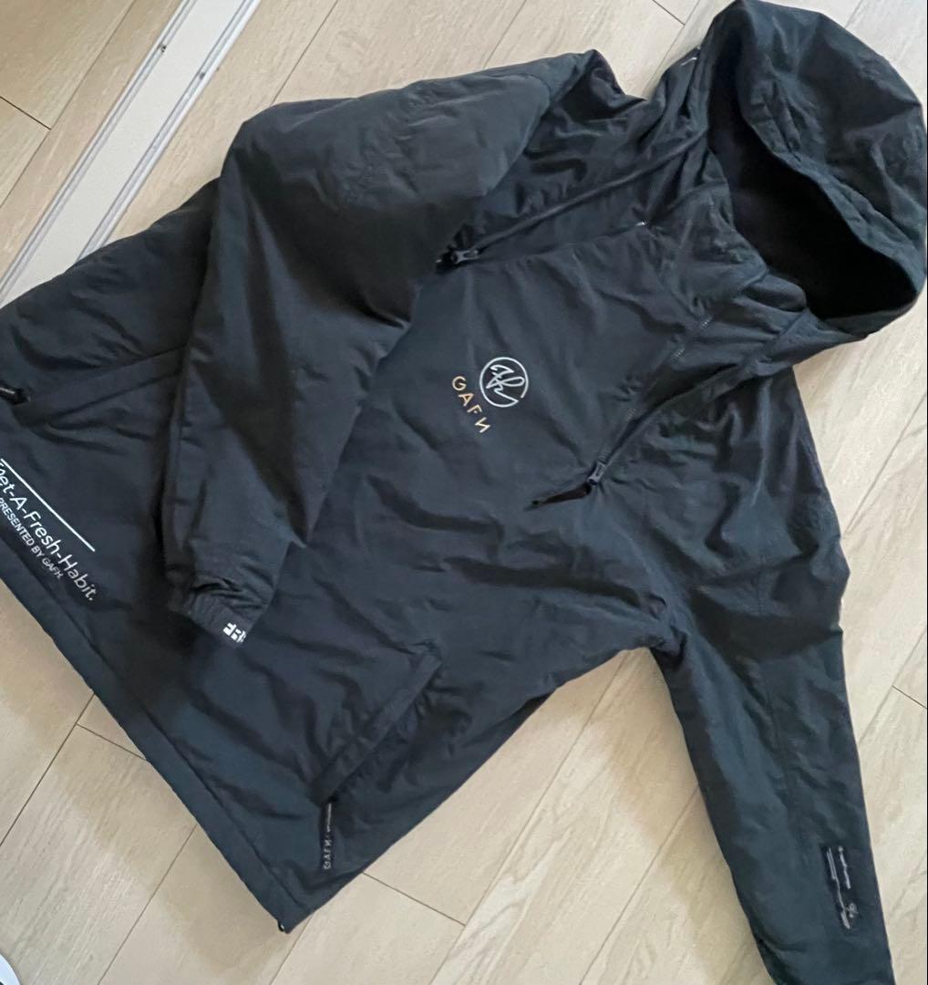 フード付きスノーボードウェア　黒