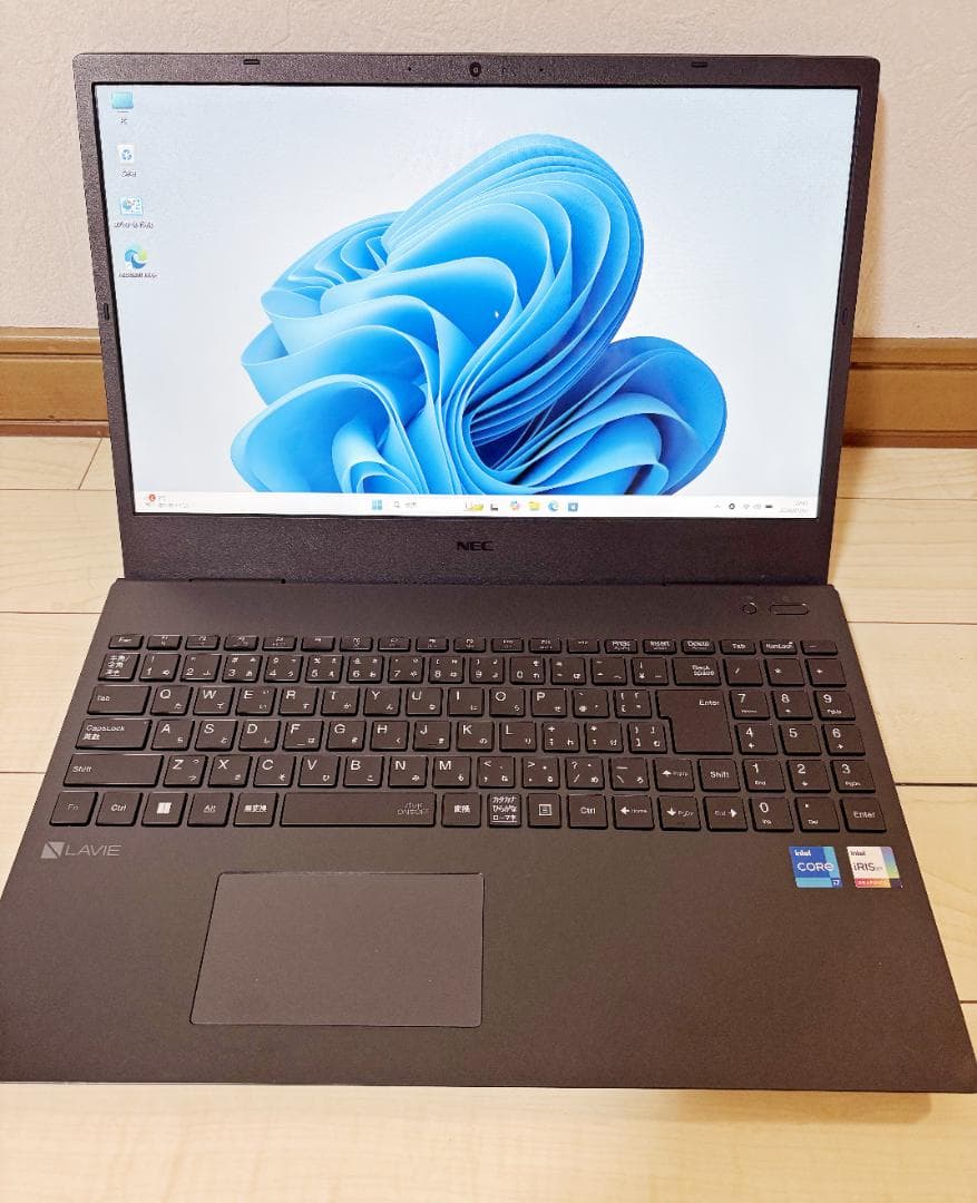lavie i7-11世代 16GBメモリSSD256GB Officeあり
