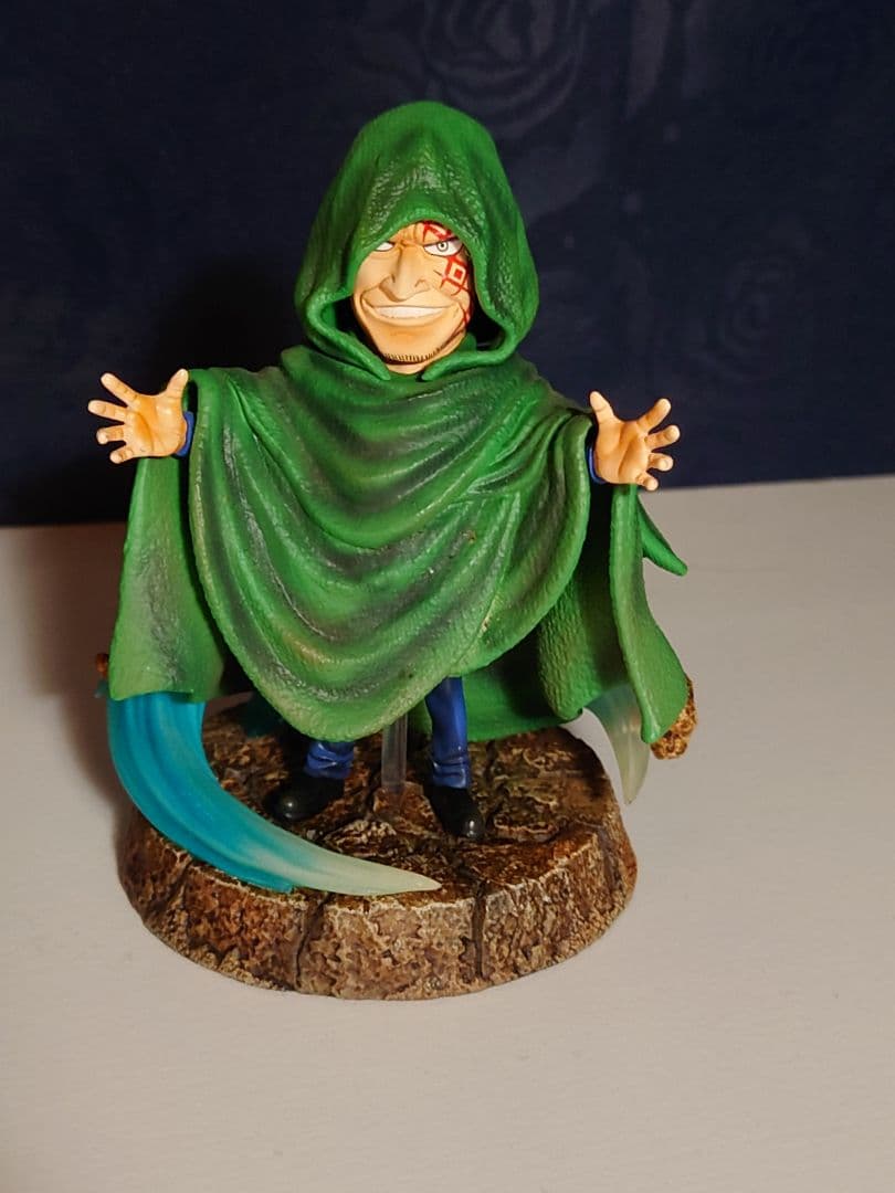 ワンピースフィギュア　モンキーD ドラゴン 革命軍　G5スタジオ ワーコレ