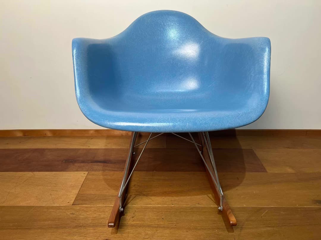 【Colorful】アームシェルチェア ロッカーベース モダニカ社 水色