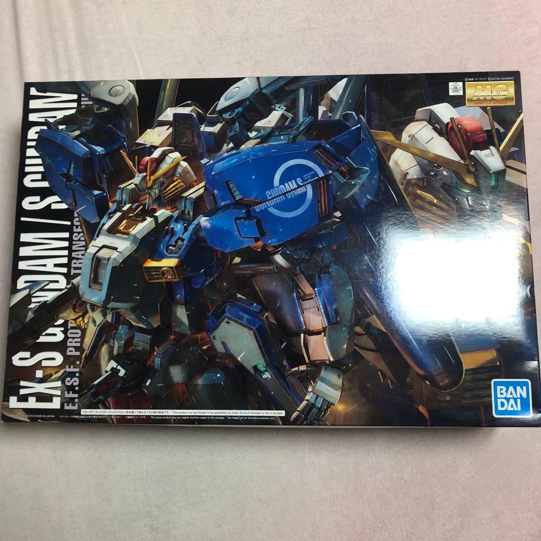 N*N様 未組立　MG Ex-Sガンダム