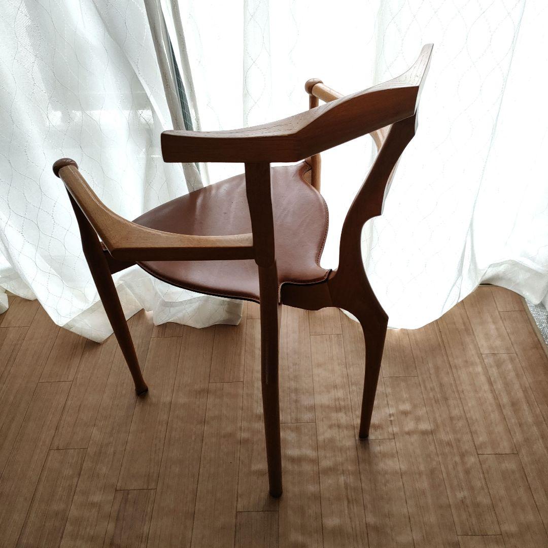 ガウリーノ チェア イス 椅子 アントニオガウディ インテリア コンラン