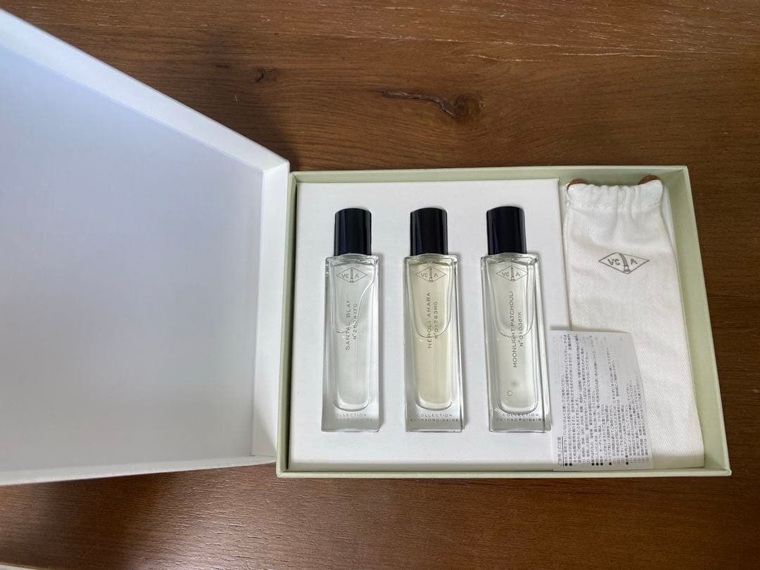 ヴァンクリーフ＆アーペルの香水セット