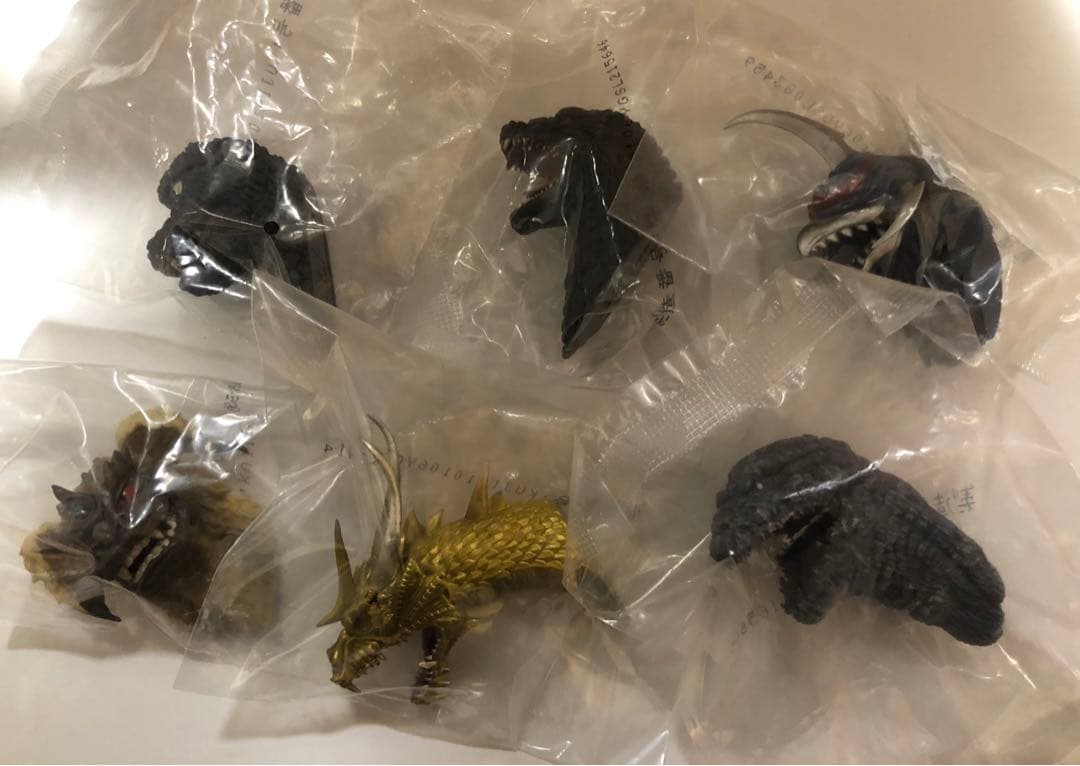 一番くじ ゴジラ 大怪獣列伝G モンスターヘッドマグネット 全6種