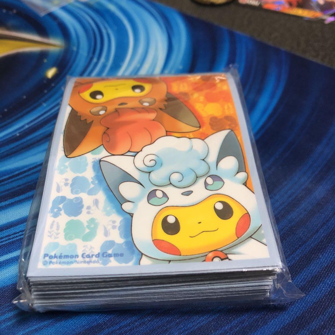 ポンチョを着たピカチュウ ロコン アローラロコン デッキケース