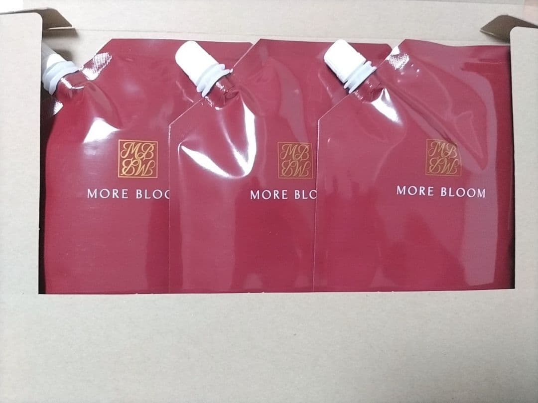 モアブルームMORE BLOOMエステヘッドバスシャンプー詰め替え3袋