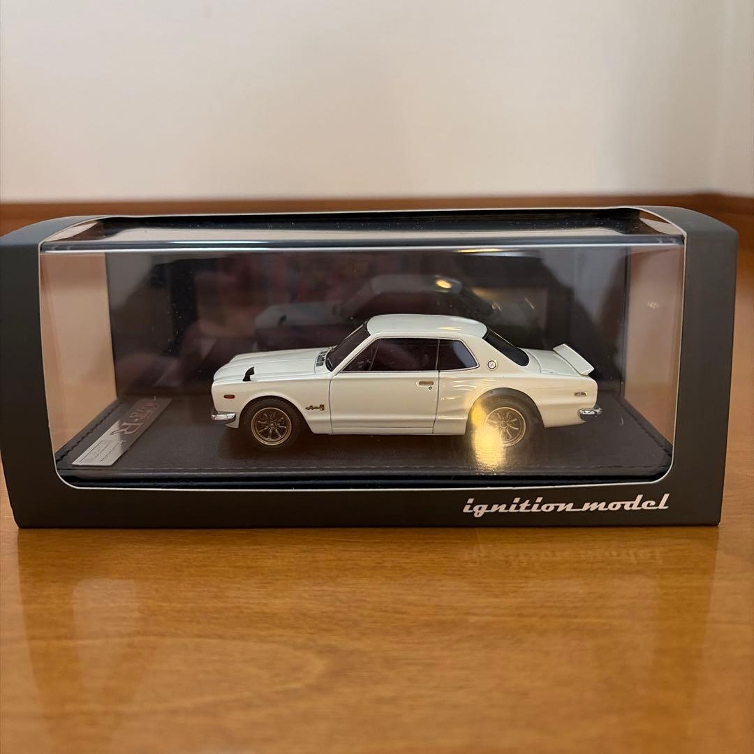 スカイライン 2000 GT-R 白 1/43