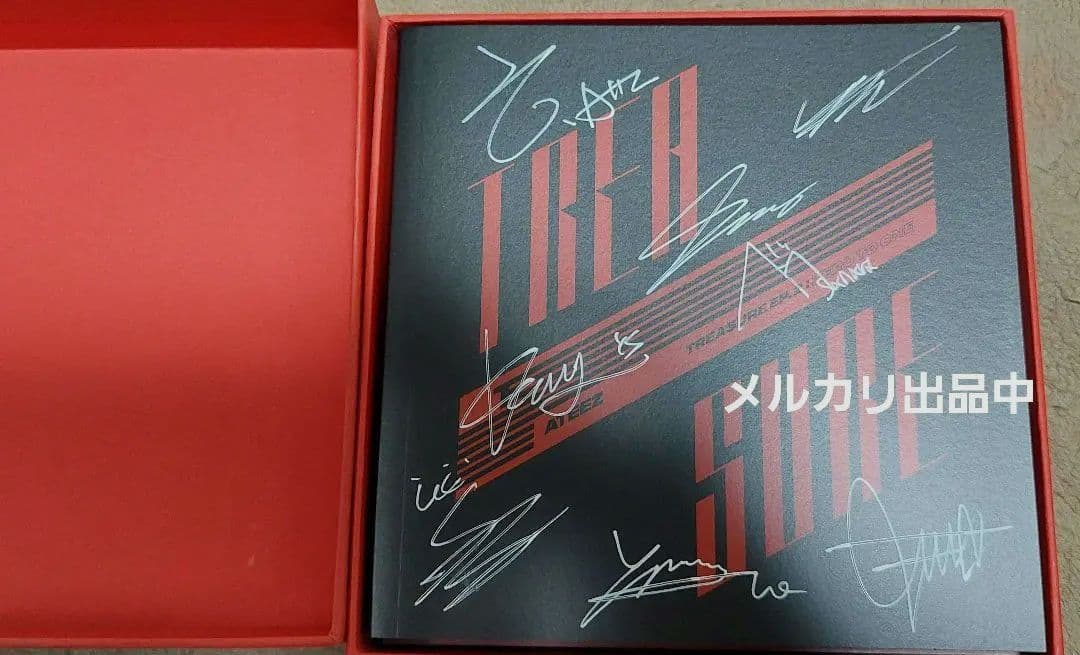 ATEEZ(エイティーズ・アチズ) メンバー全員サイン入り アルバム 非売品