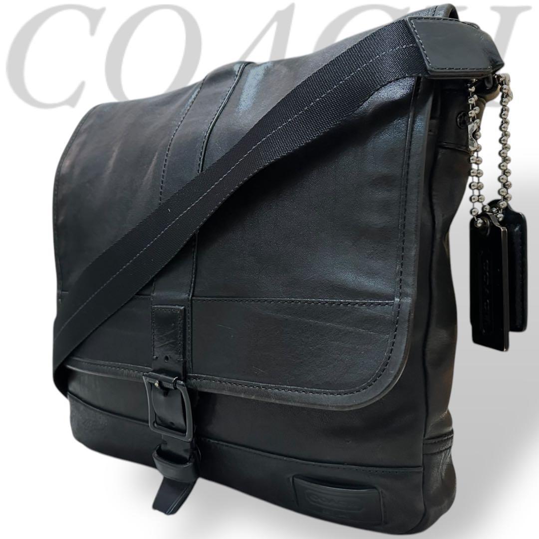美品　コーチ　メッセンジャーバッグ　ショルダーバッグ　オールドレザー　フラップ USA製 COACH オールド コーチ レザー ショルダーバッグ ミニ 紺×茶
