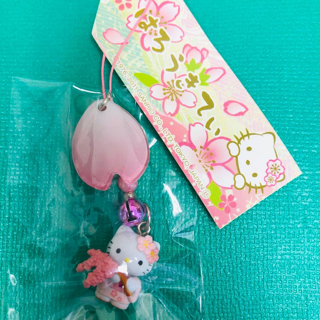 2011年製 激レア★ハローキティ 桜 ビーズストラップ 新品未使用品
