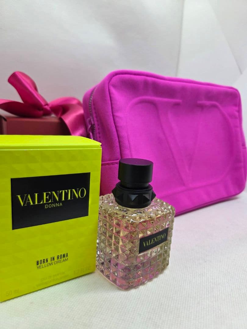 VALENTINO DONNA 香水　50ml 　ポーチ付き