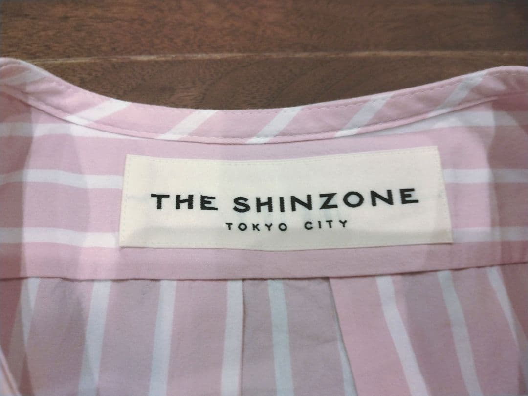 THE SHINZONE NOCOLLAR SHIRTS ピンクストライプ - メルカリ