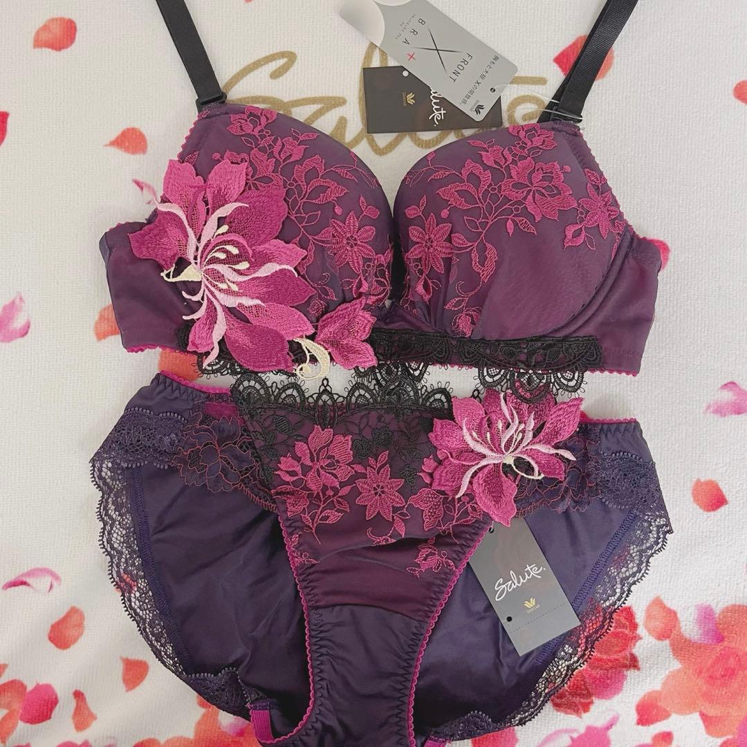 ワコール　サルート　93グループ　マリーアントワネット　ブラ　E65 ショーツ