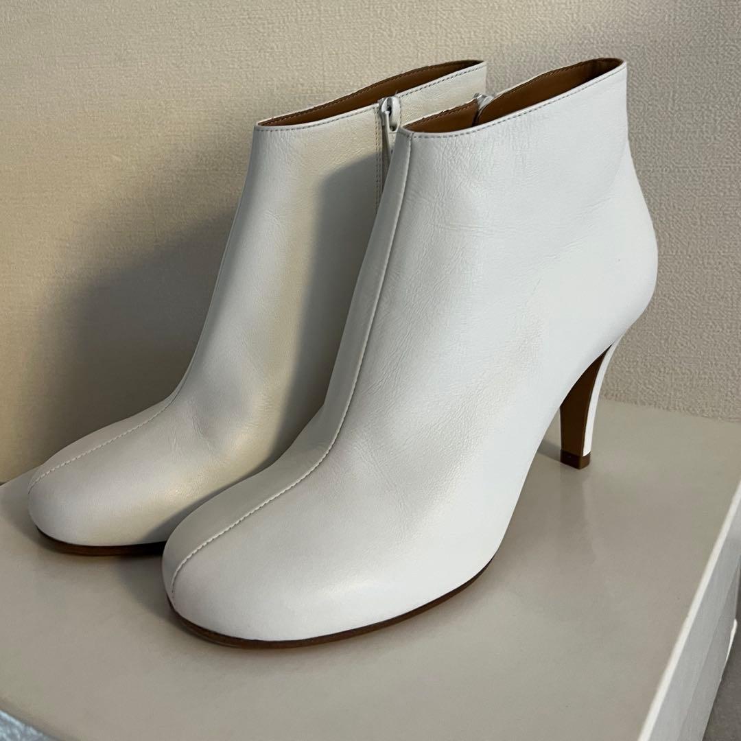 Maison Margiela ホワイトブーティ 約8cmヒール