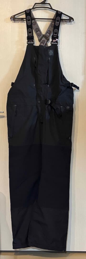 スノーボード AIRBLASTER Beast Bib - S Beast Bib | AIRBLASTER | エアブラスタージャパン公式サイト