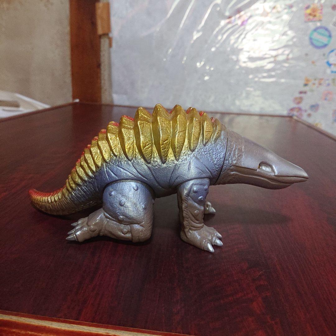 怪獣郷/ガボラ ソフビ セット - メルカリ