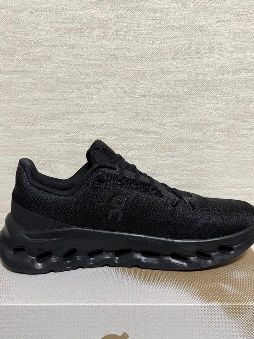 On cloud tilt 26.5cm 極美品　オン　 クラウドティルト