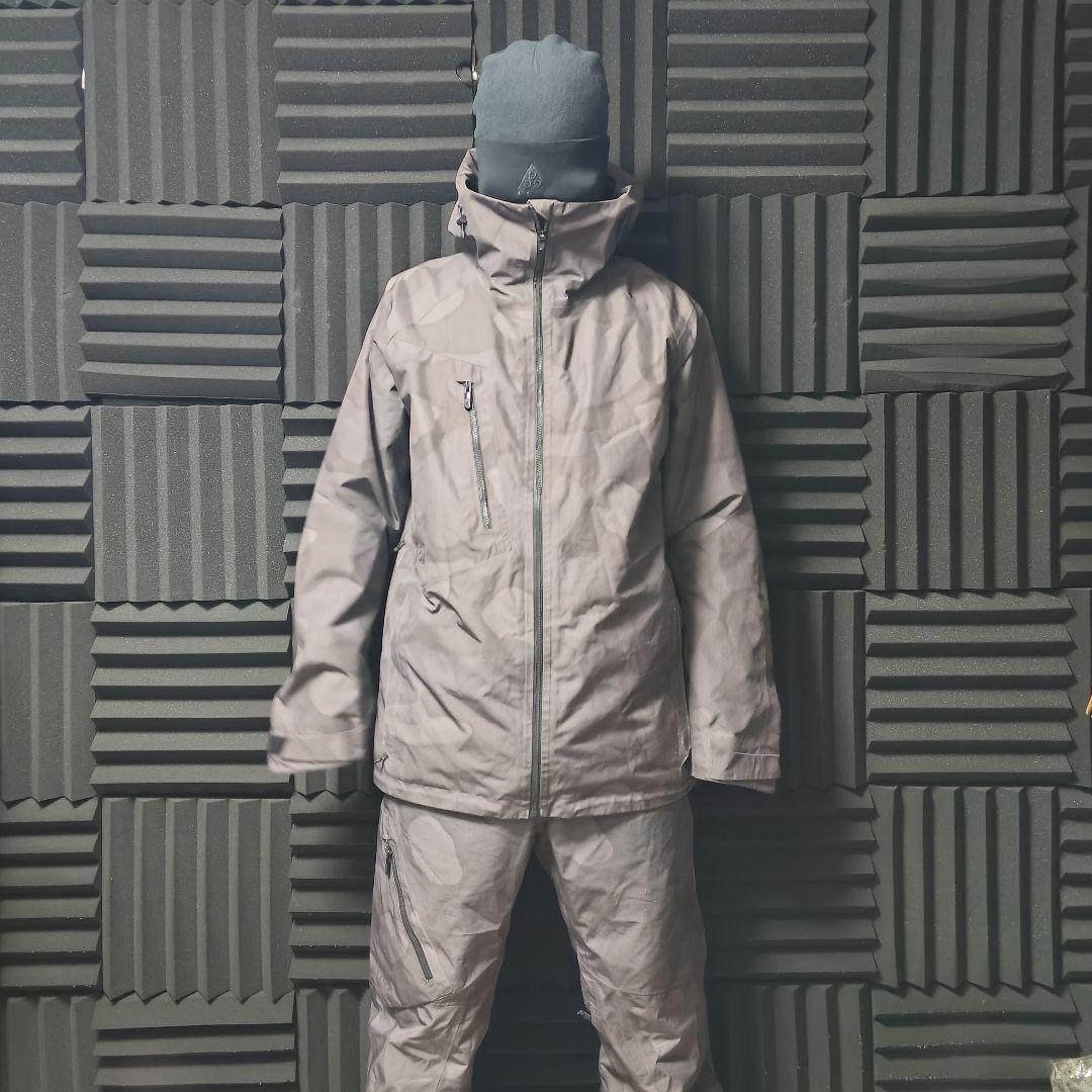 Burton ［ak］スノーボードウェア 迷彩 GORE-TEX 上下セット