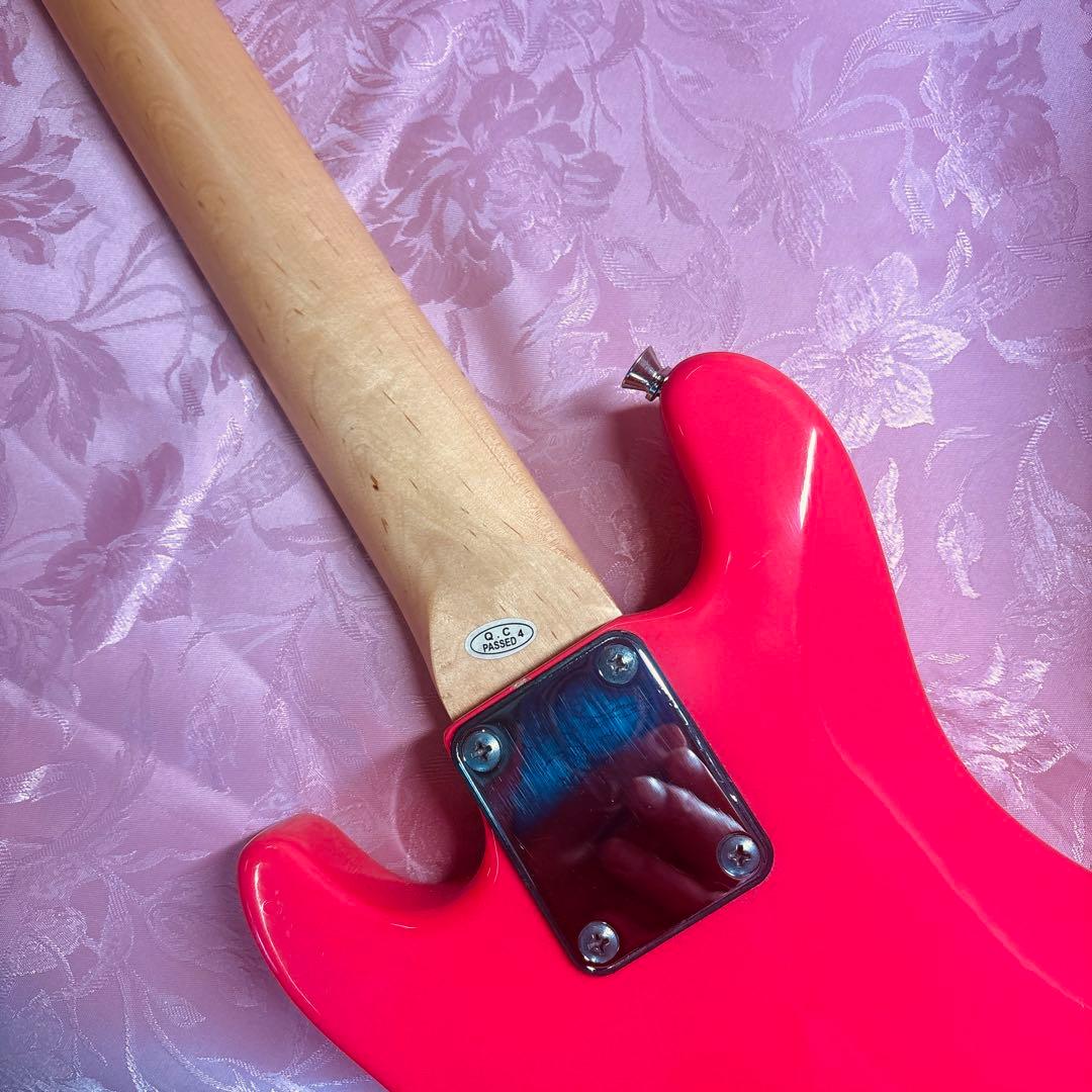 改造！ミニピンク エレキギター ハムバッカー搭載！