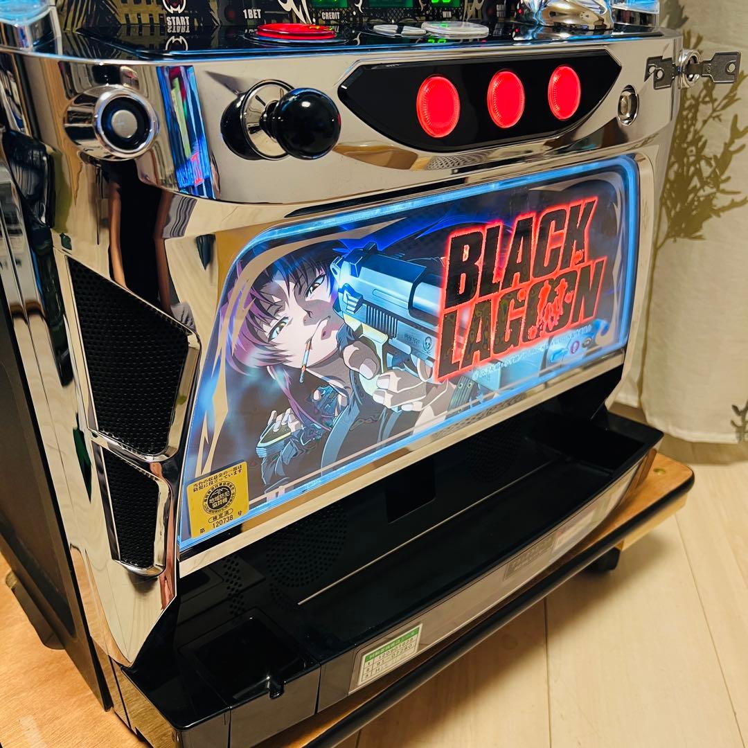 初代ブラックラグーン スロット実機 メダル不要機搭載 - メルカリ