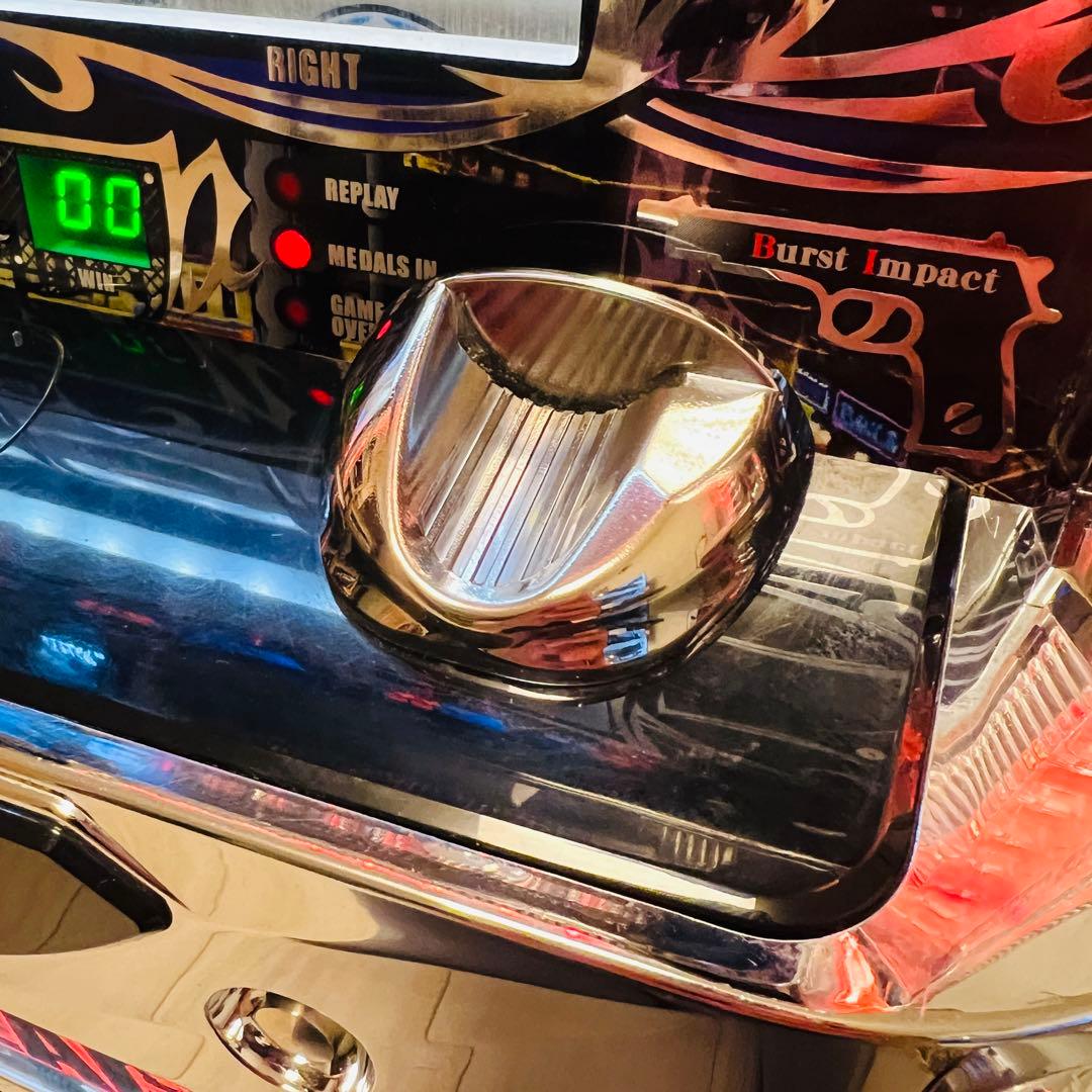 初代ブラックラグーン スロット実機 メダル不要機搭載 - メルカリ