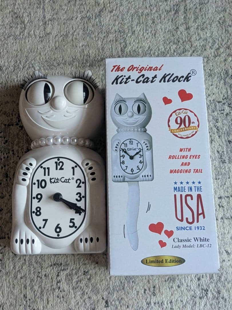 レディキットキャットクロック WH　kit-cat 壁掛け　時計