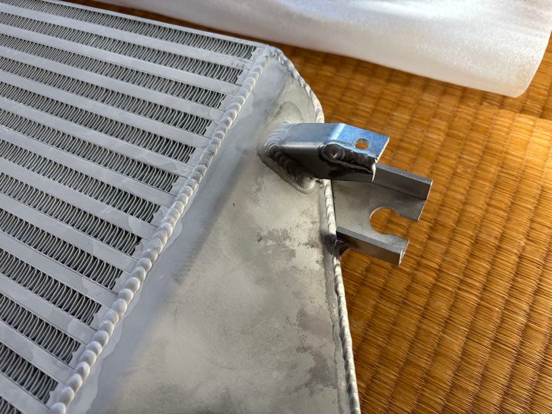 美品☆スバルレヴォーグVMGVM4大容量アルミインタークーラーボロン