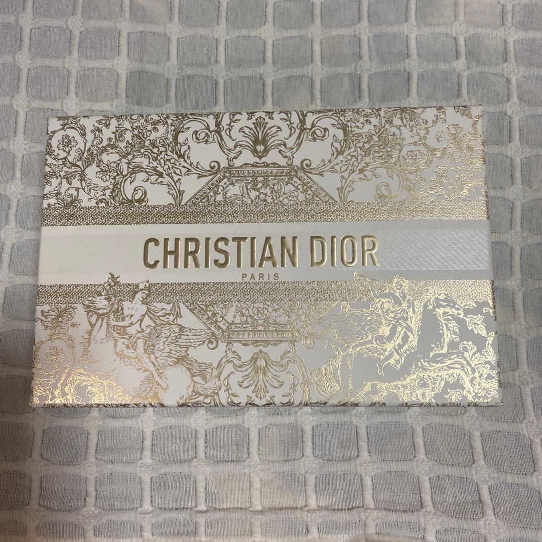 Dior ホリデーオファーセット