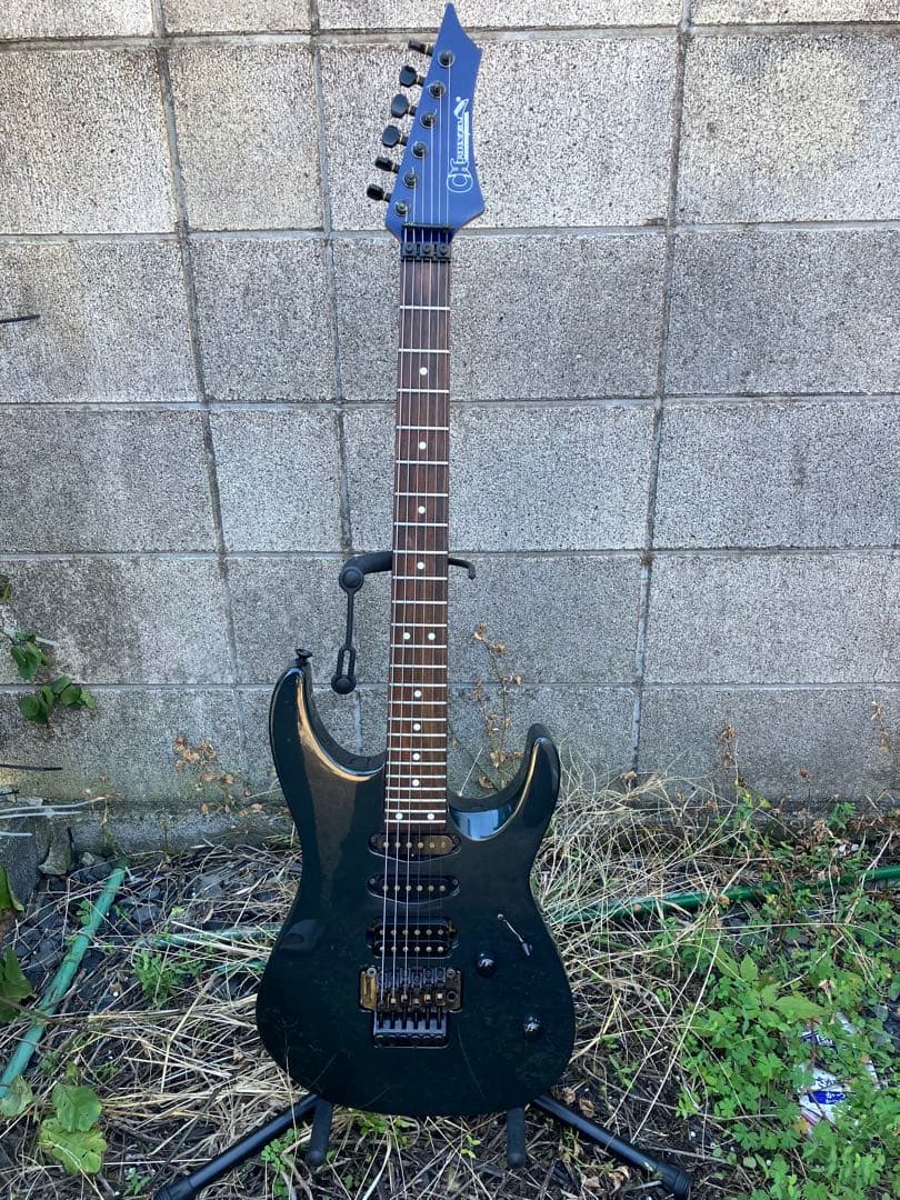 シャーベル製エレキギター　CDS-055 SSH 中古品