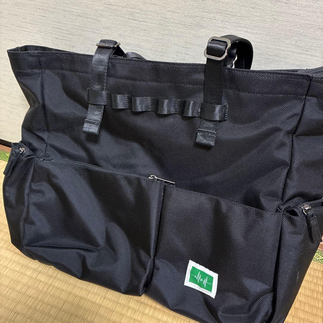 徳井Video ブラックナイロントートバッグ