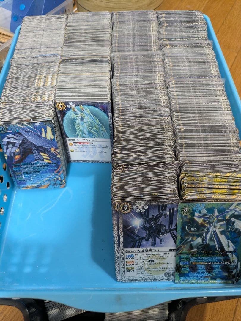 バトルスピリッツ引退品 白カードセット約1500枚 - メルカリ